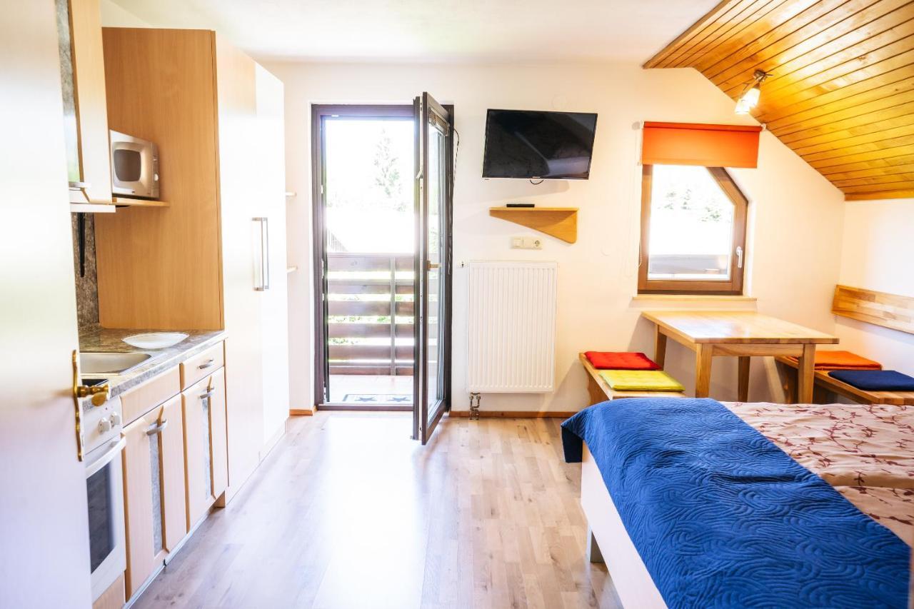 Apartmaji Alpski Cvet - Hisa Gorenc 보히니 외부 사진